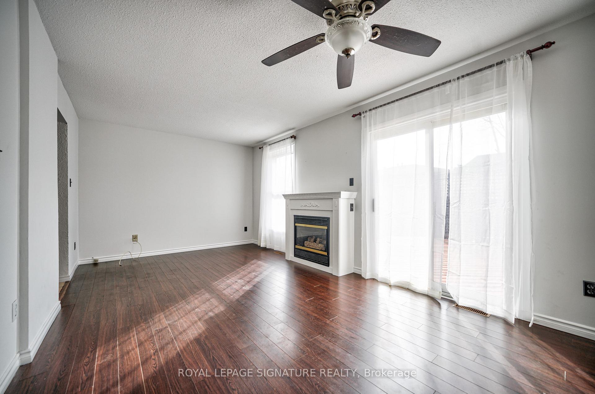Photo 33 of 16 Christie Crescent, Barrie, Letitia Heights — HOMEH