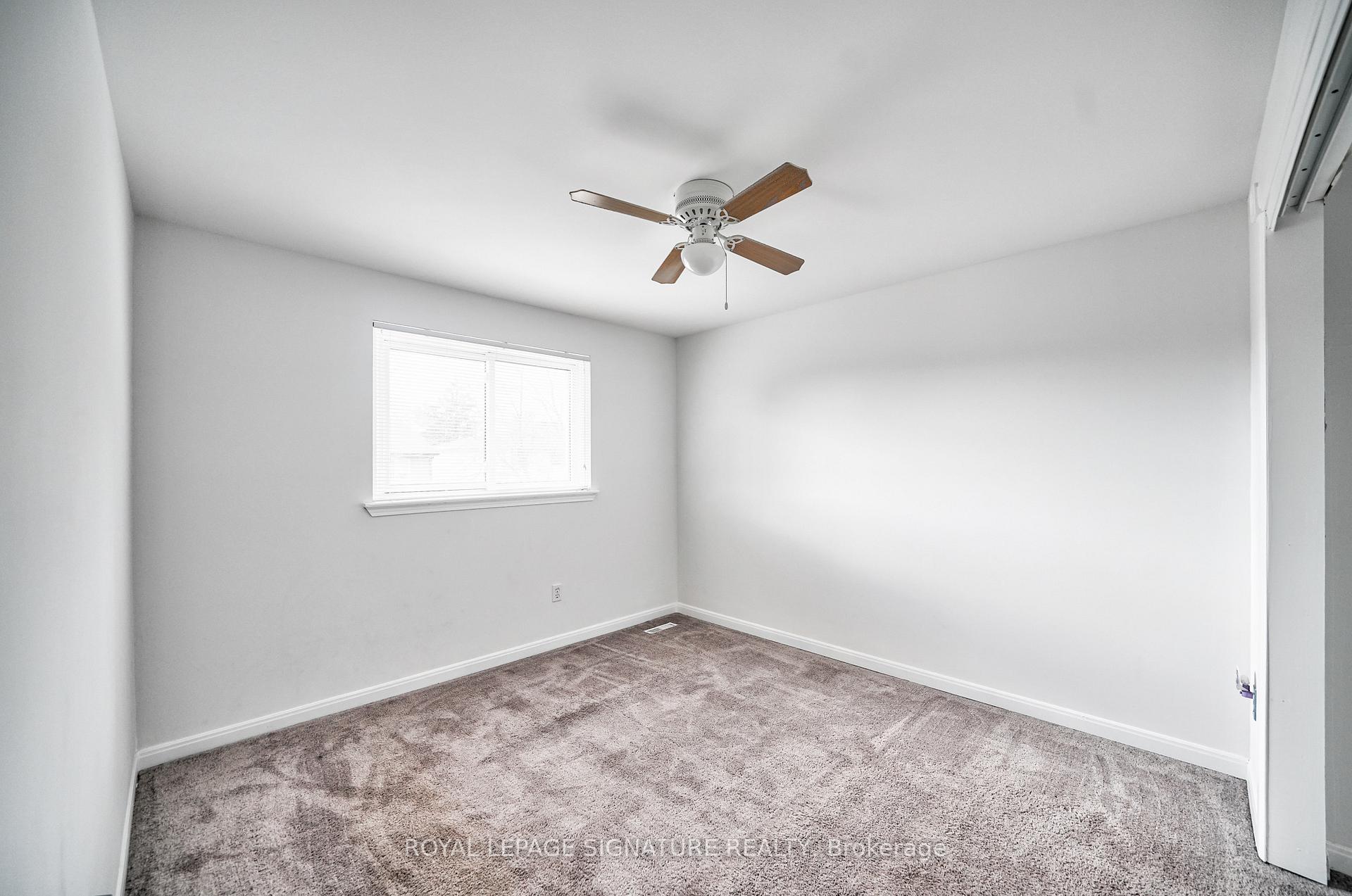 Photo 11 of 16 Christie Crescent, Barrie, Letitia Heights — HOMEH