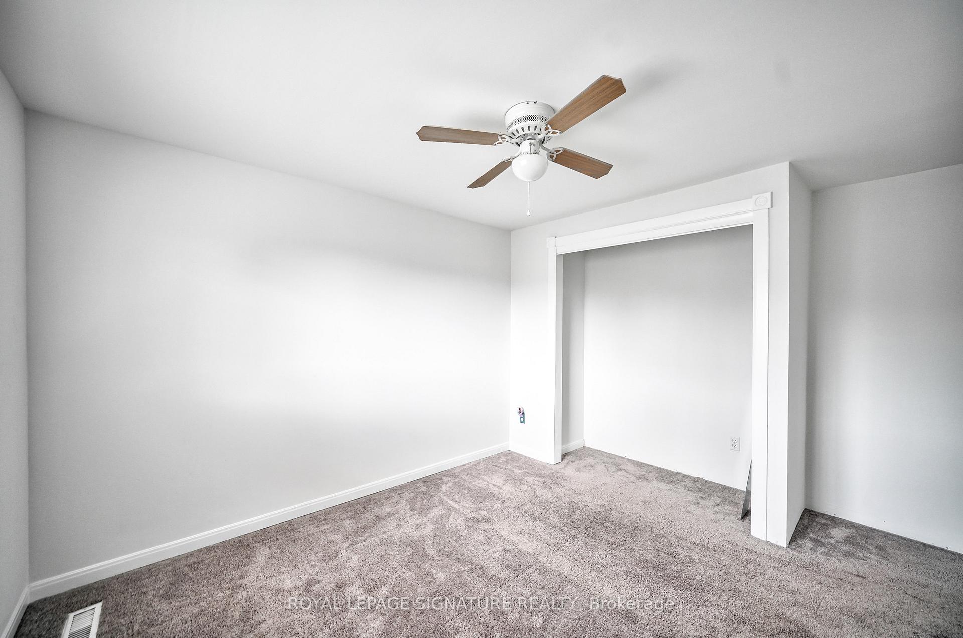 Photo 15 of 16 Christie Crescent, Barrie, Letitia Heights — HOMEH