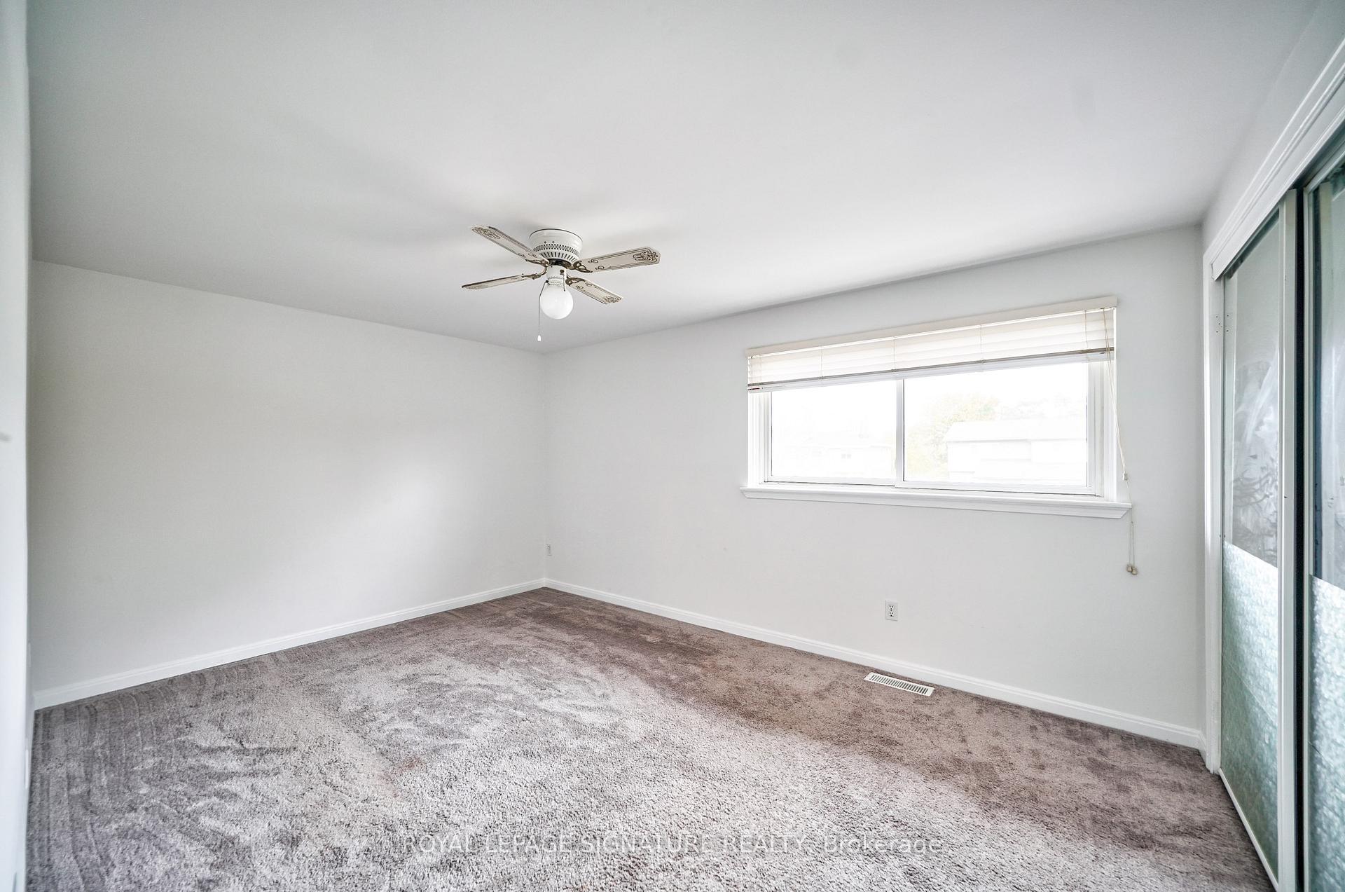 Photo 22 of 16 Christie Crescent, Barrie, Letitia Heights — HOMEH