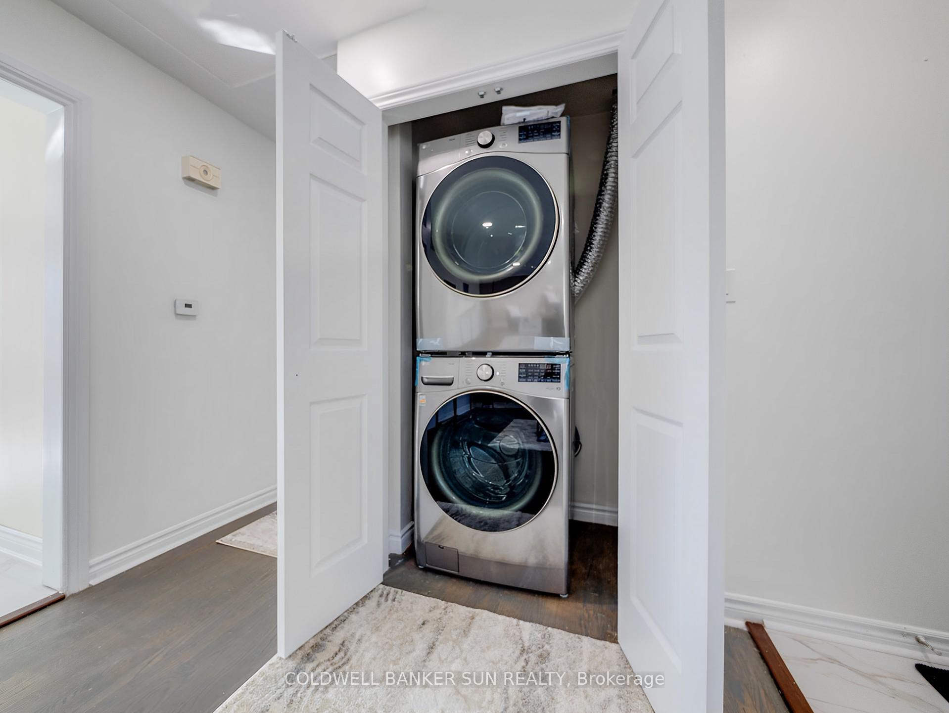Photo 7 of 324 Rosemount Drive, Kitchener, Rosemount — HOMEH