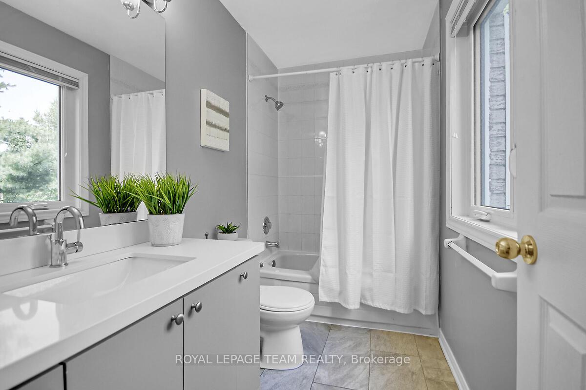 Photo 23 of 6616 Suncrest Drive, Ottawa, Greely — HOMEH