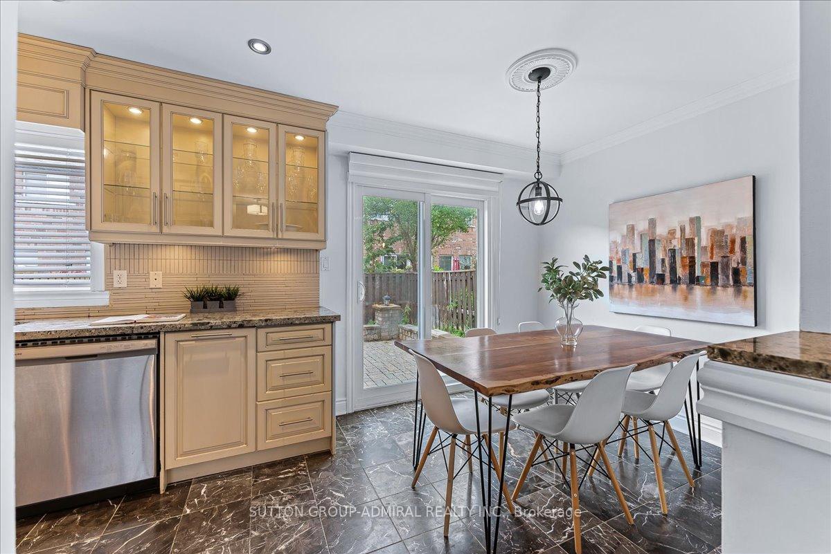 Photo 13 of 24 Lucerne Drive, Vaughan, Vellore Village — HOMEH