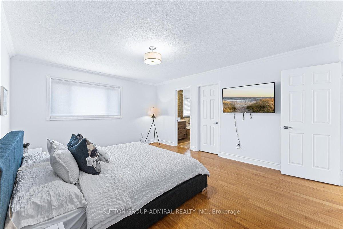 Photo 34 of 24 Lucerne Drive, Vaughan, Vellore Village — HOMEH