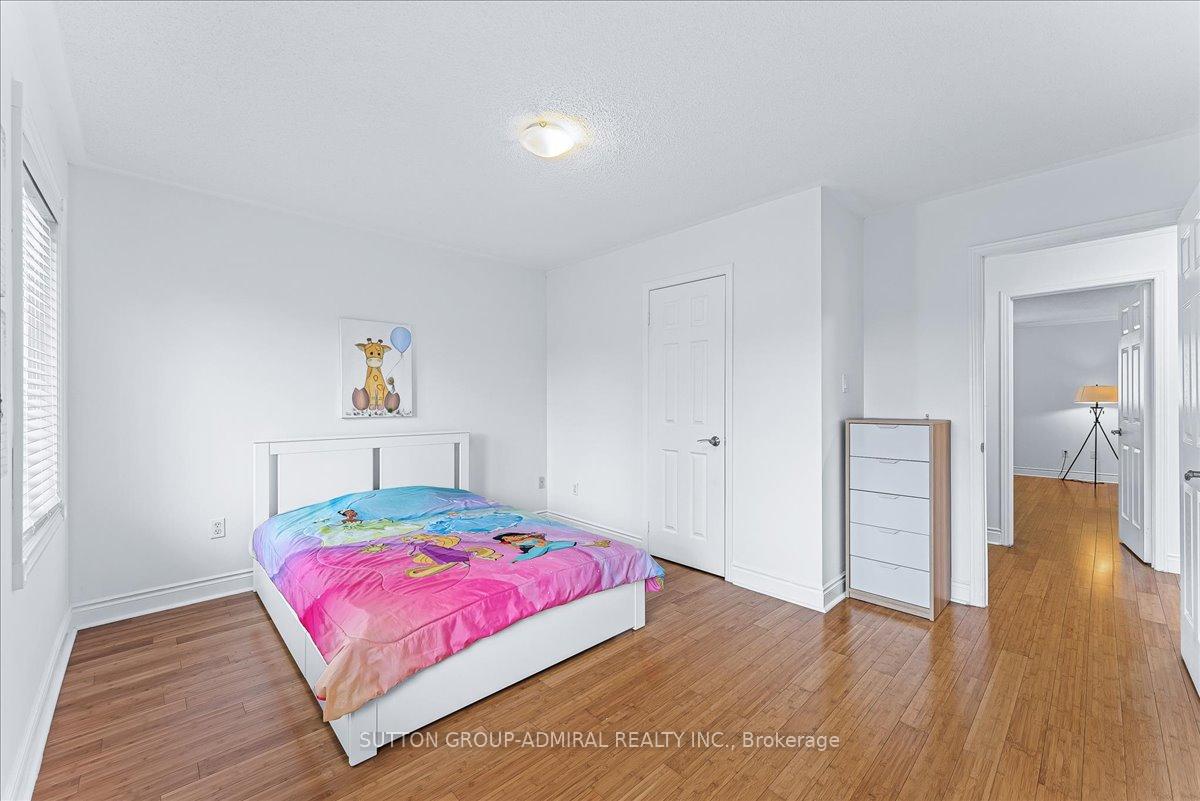Photo 23 of 24 Lucerne Drive, Vaughan, Vellore Village — HOMEH
