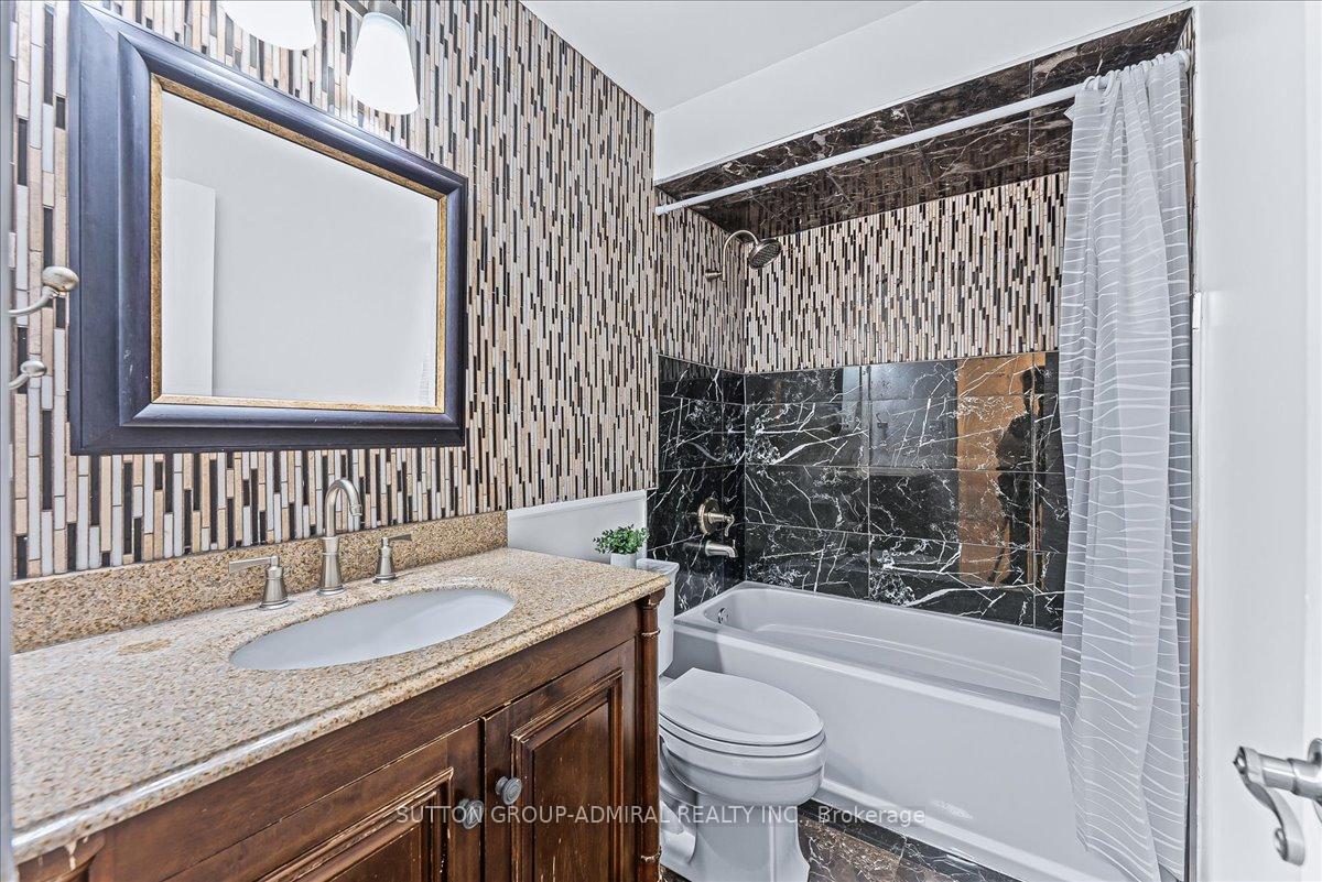 Photo 30 of 24 Lucerne Drive, Vaughan, Vellore Village — HOMEH