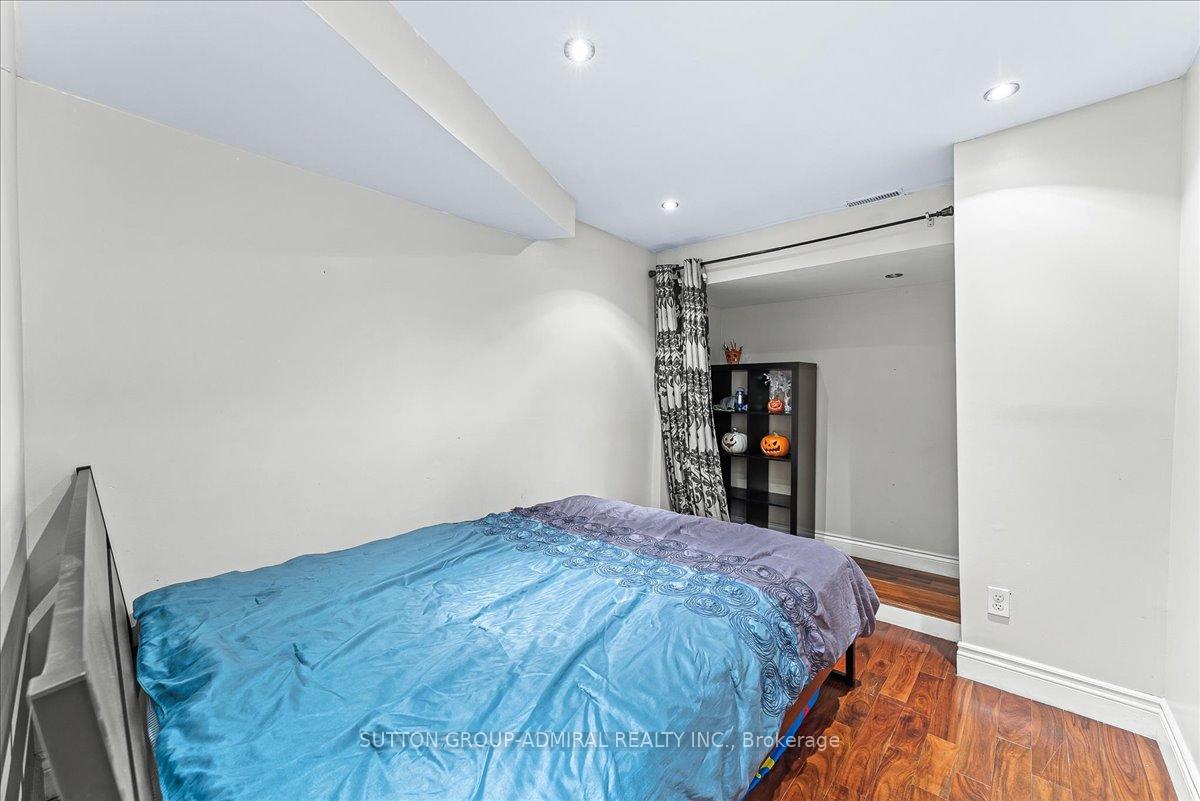 Photo 29 of 24 Lucerne Drive, Vaughan, Vellore Village — HOMEH