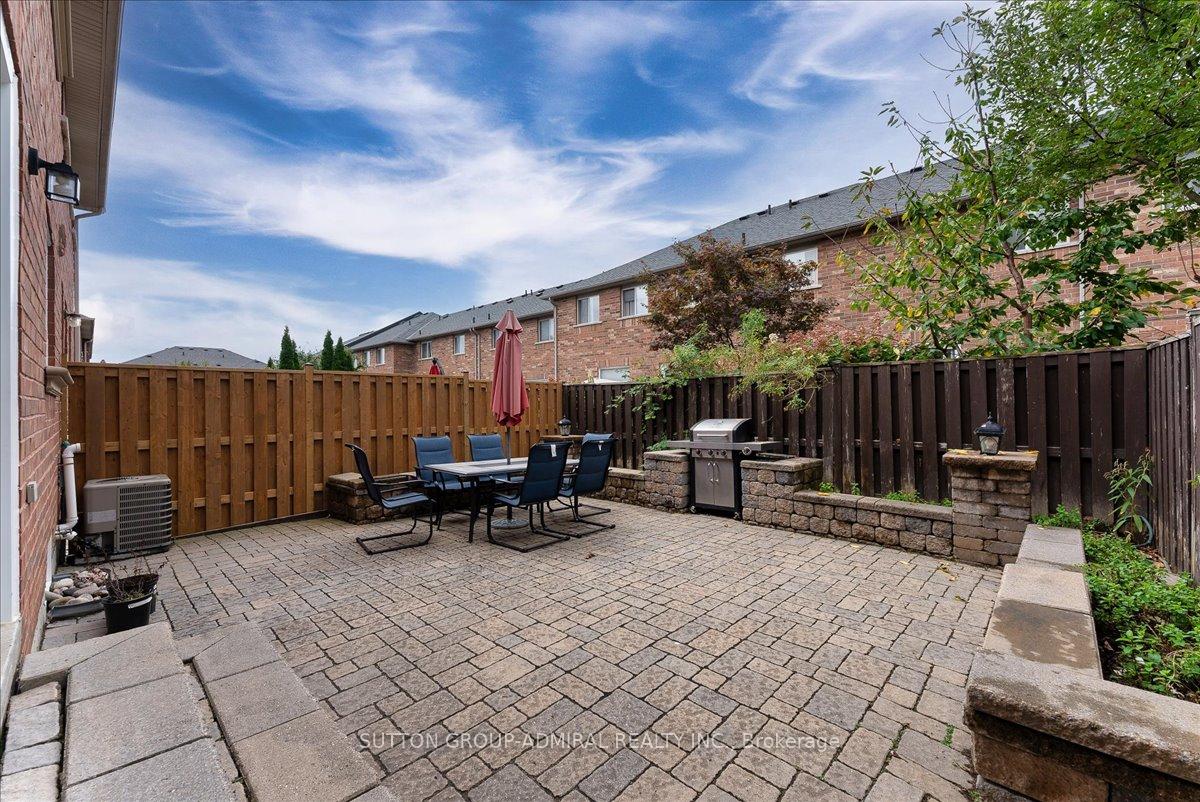 Photo 33 of 24 Lucerne Drive, Vaughan, Vellore Village — HOMEH