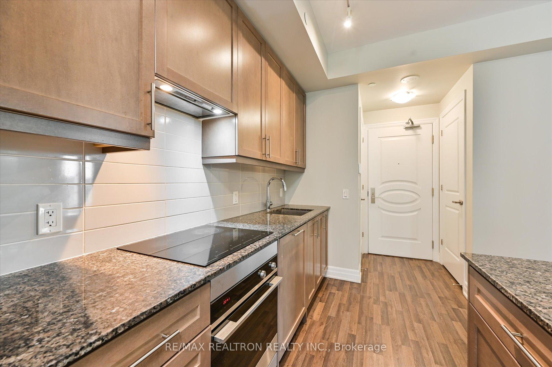 Photo 18 of Unit 304, 9085 Jane Street, Vaughan, Concord — HOMEH