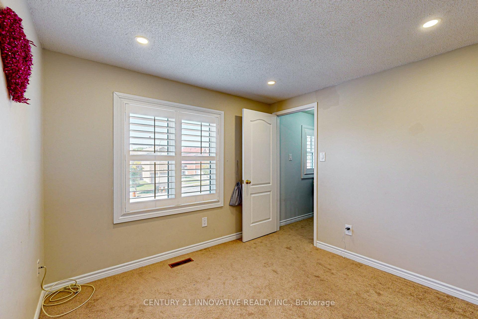 Photo 23 of 77 Rolling Acres Drive, Whitby, Rolling Acres — HOMEH