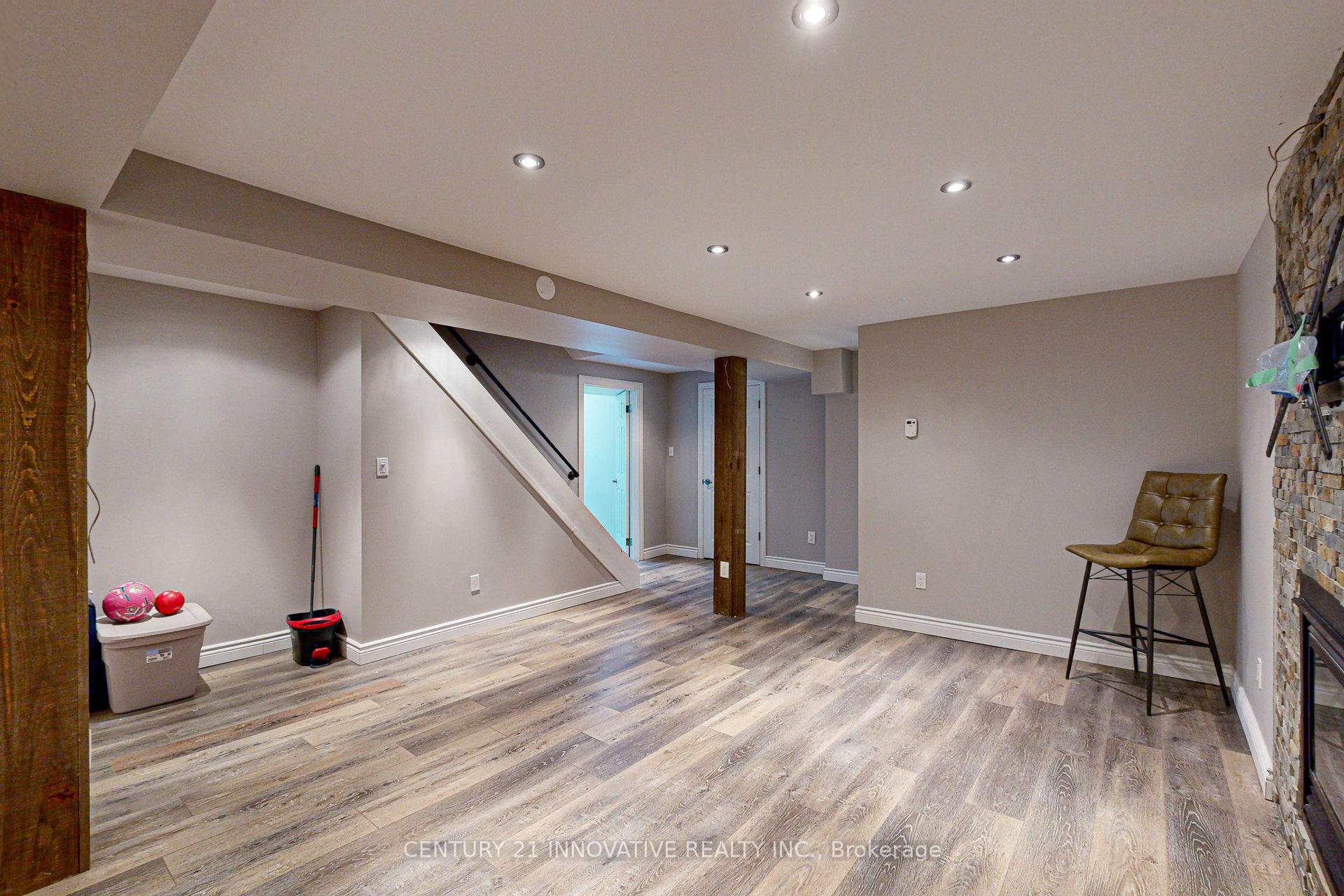 Photo 32 of 77 Rolling Acres Drive, Whitby, Rolling Acres — HOMEH