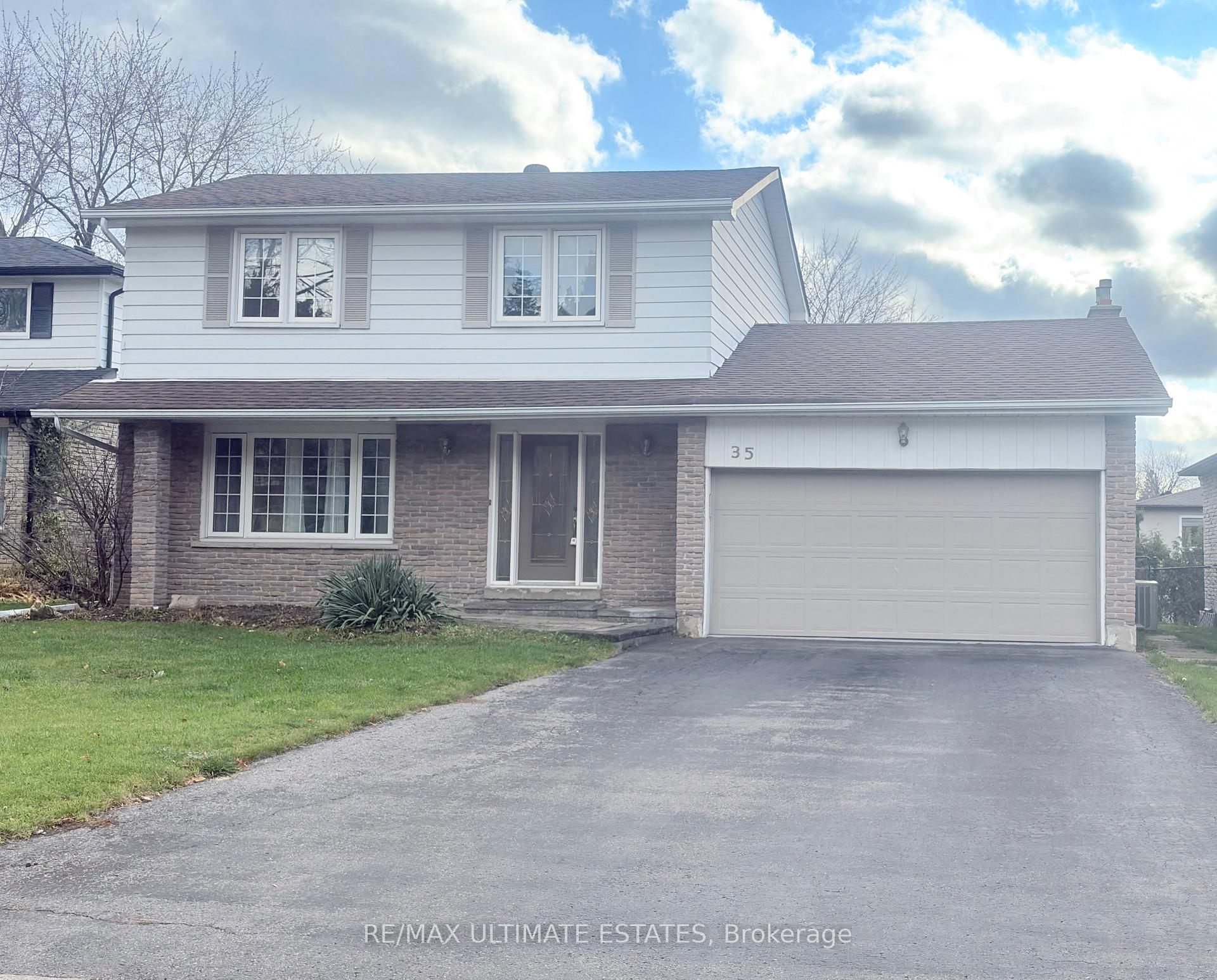 Photo 4 of 35 Shieldmark Crescent, Markham, Royal Orchard — HOMEH