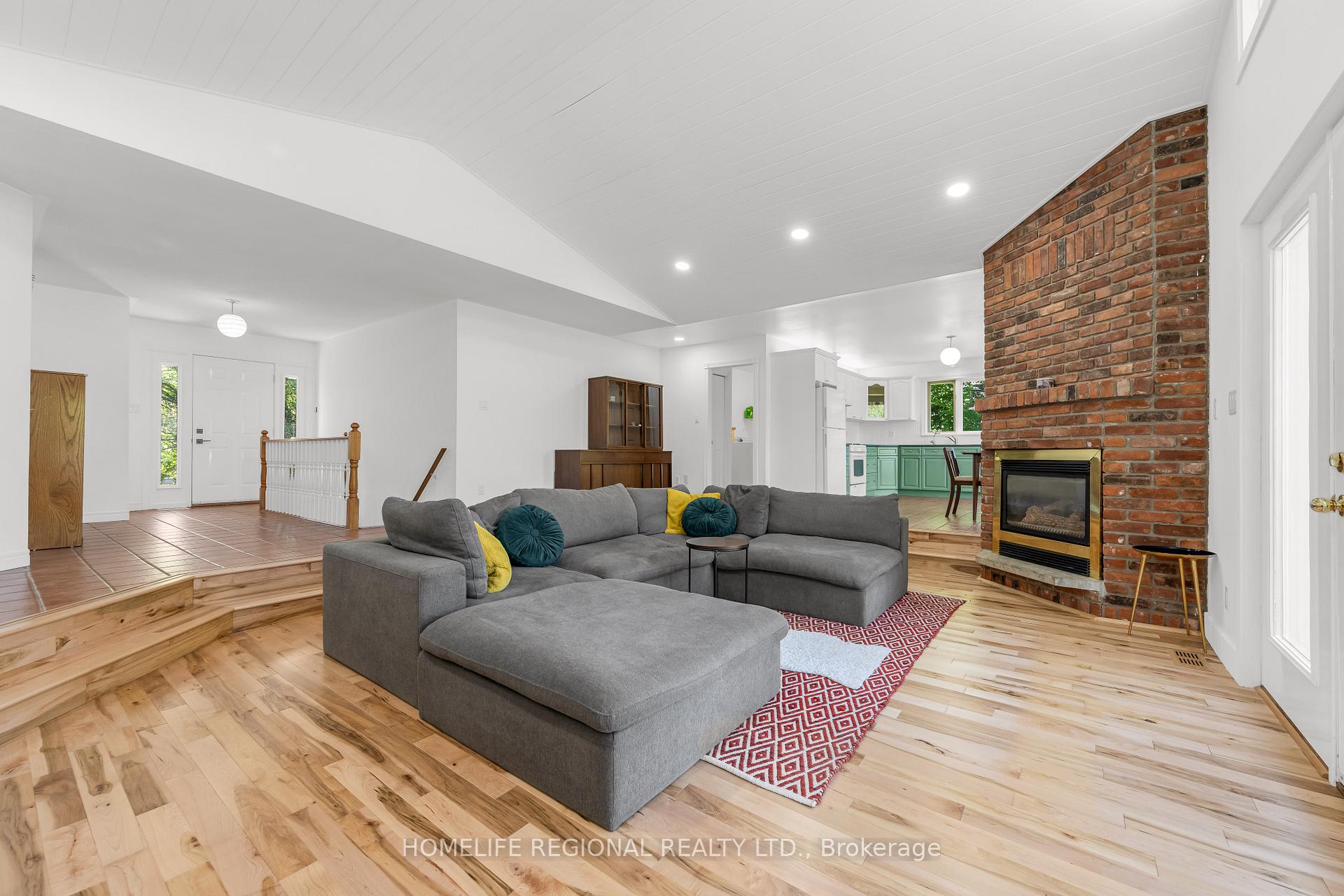 Photo 13 of 337 Scenic Drive, Brant, South Dumfries — HOMEH