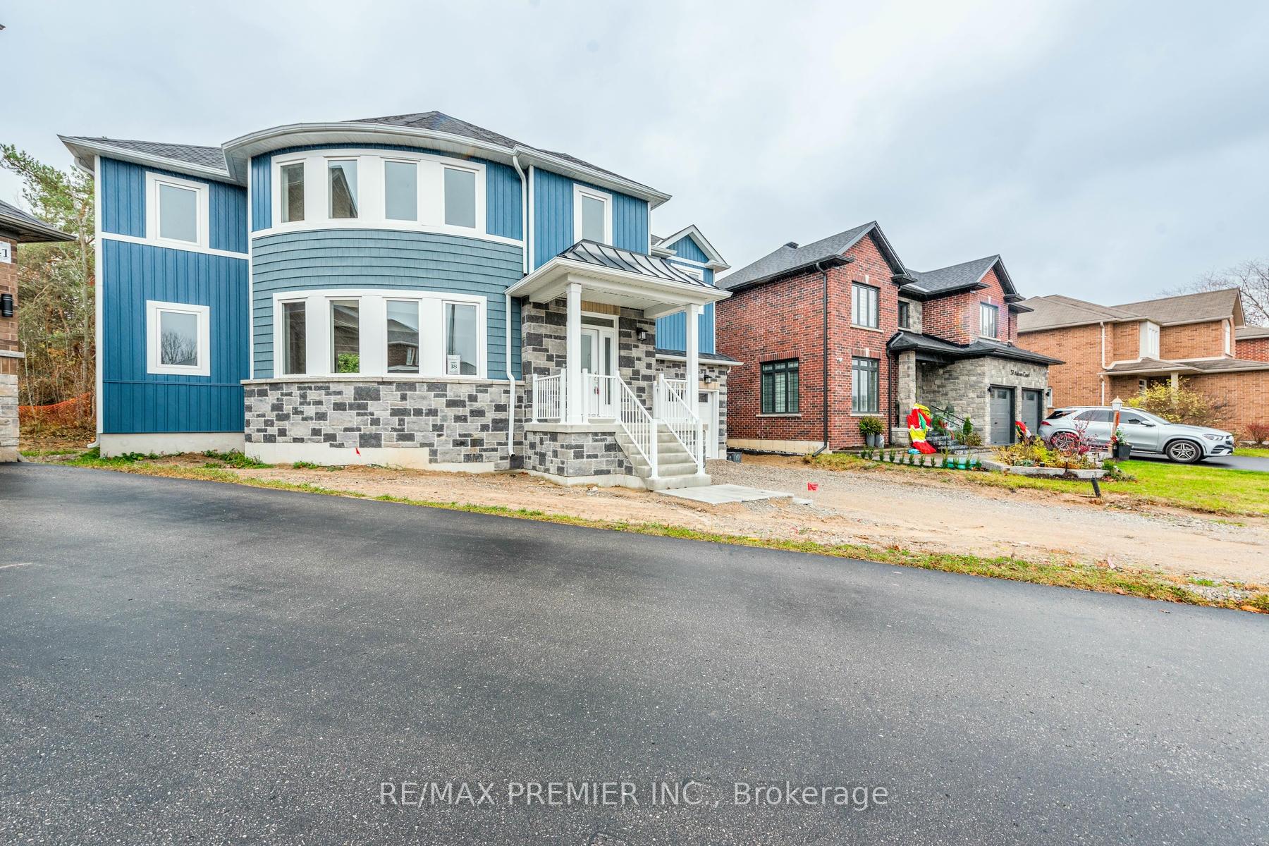 Photo 1 of 39 Auburn Court, Barrie, Ardagh — HOMEH