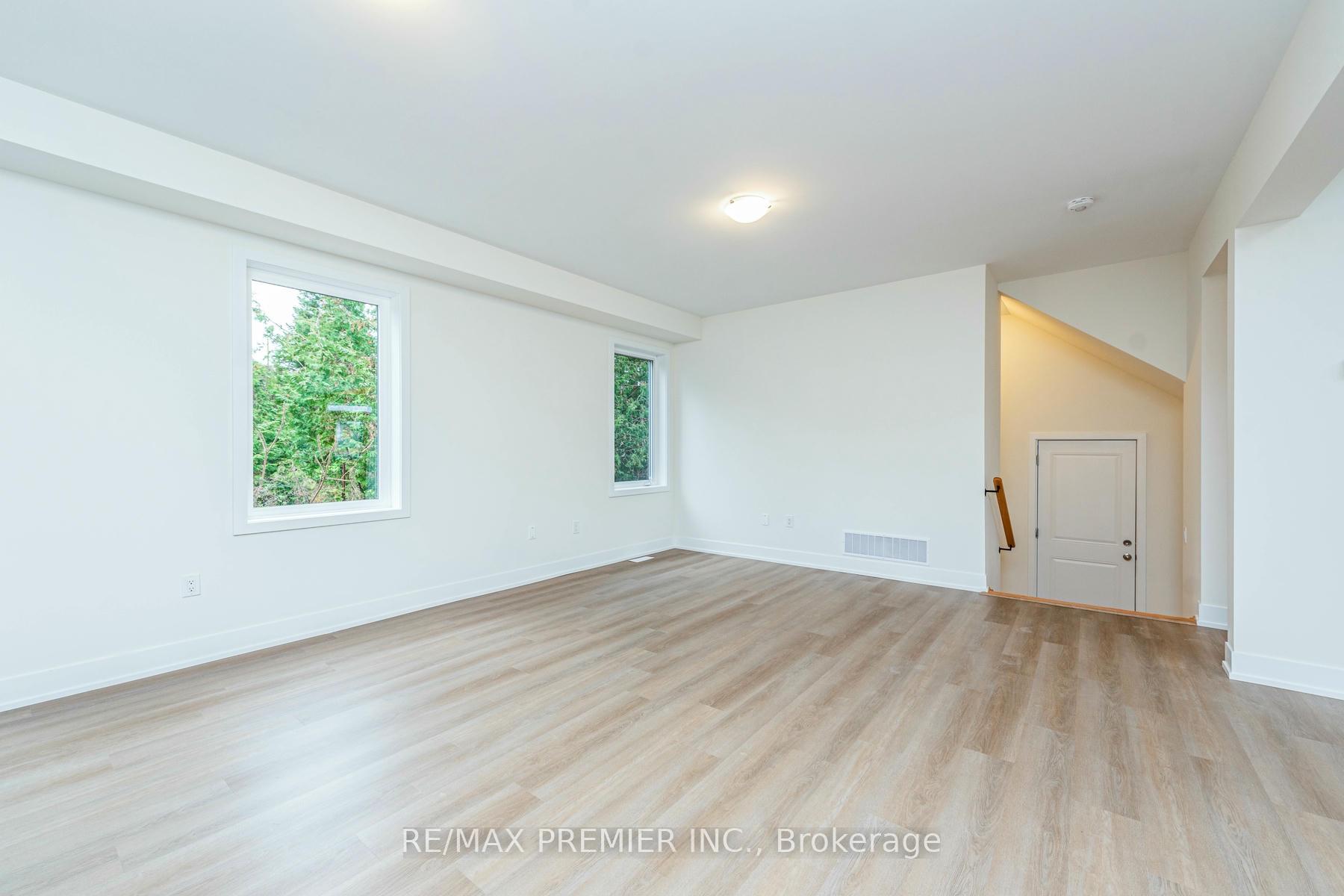 Photo 9 of 39 Auburn Court, Barrie, Ardagh — HOMEH