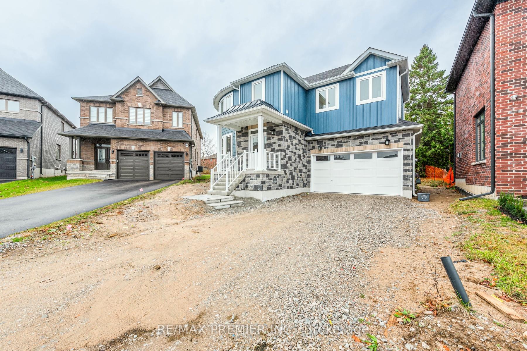 Photo 33 of 39 Auburn Court, Barrie, Ardagh — HOMEH