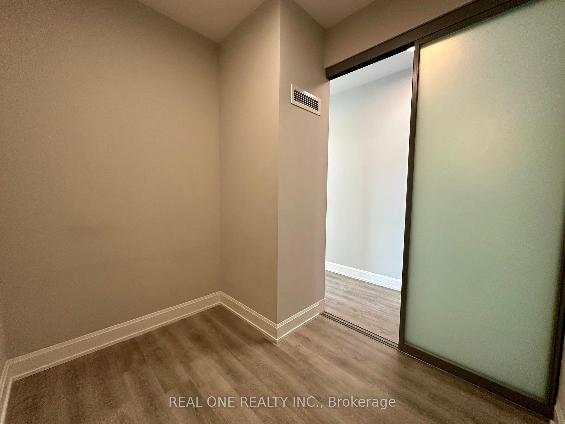Photo 2 of Unit 3310, 38 Gandhi Lane, Markham, Commerce Valley — HOMEH