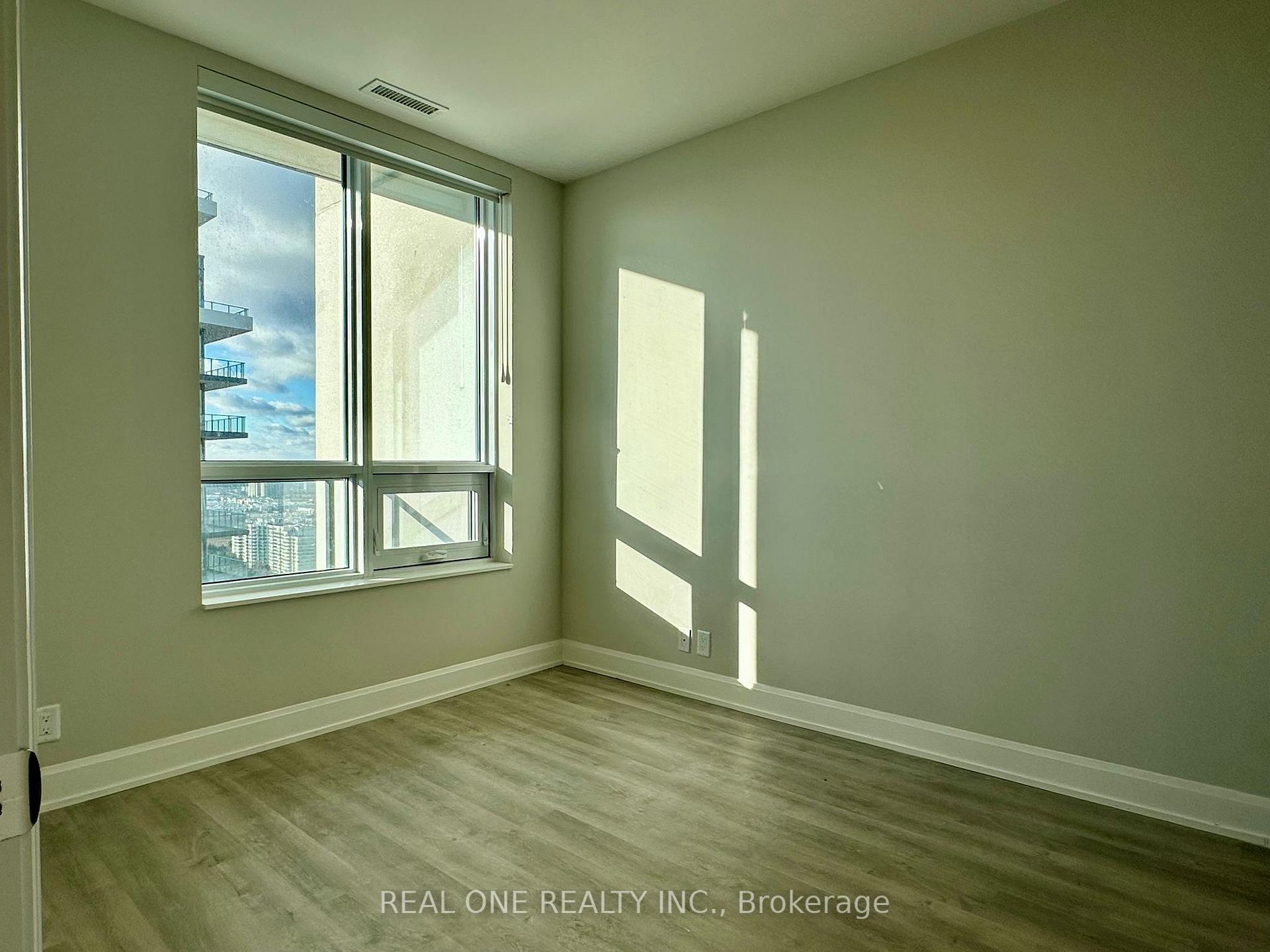 Photo 12 of Unit 3310, 38 Gandhi Lane, Markham, Commerce Valley — HOMEH