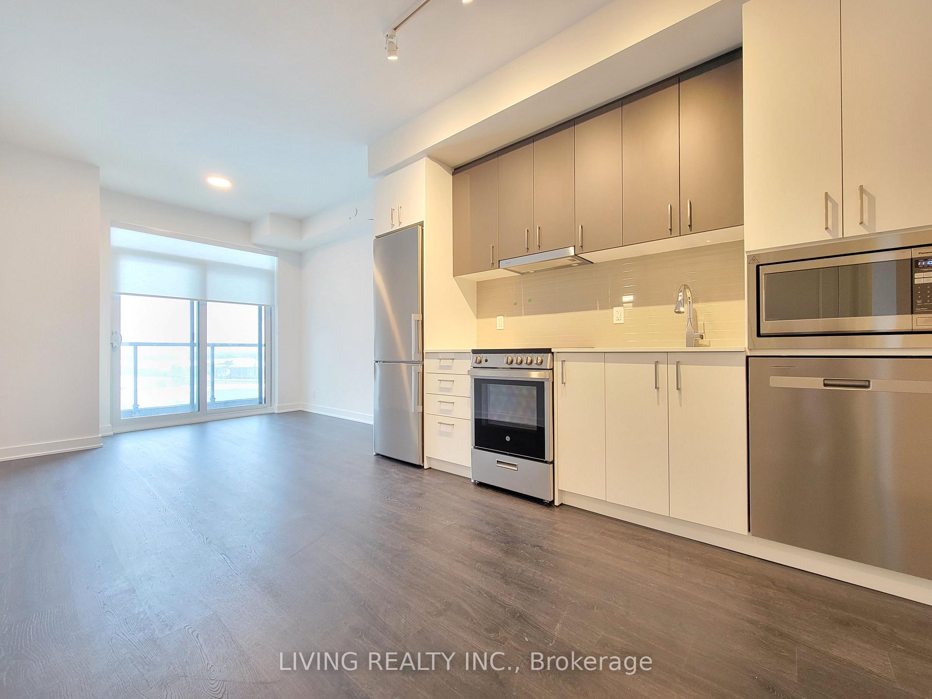 Photo 3 of Unit B530, 50 Upper Mall Way, Vaughan, Brownridge — HOMEH