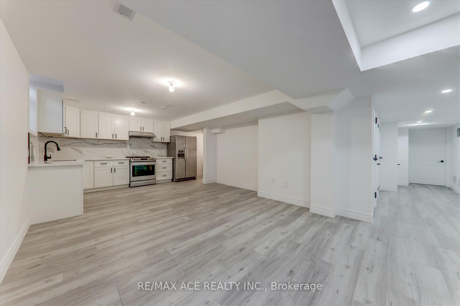 Photo 4 of Unit BSMT, 20 Whitlock Crescent, Ajax, Northeast Ajax — HOMEH