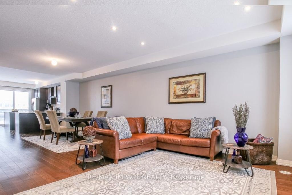 Photo 2 of 31 Prince William Boulevard, Clarington, Bowmanville — HOMEH