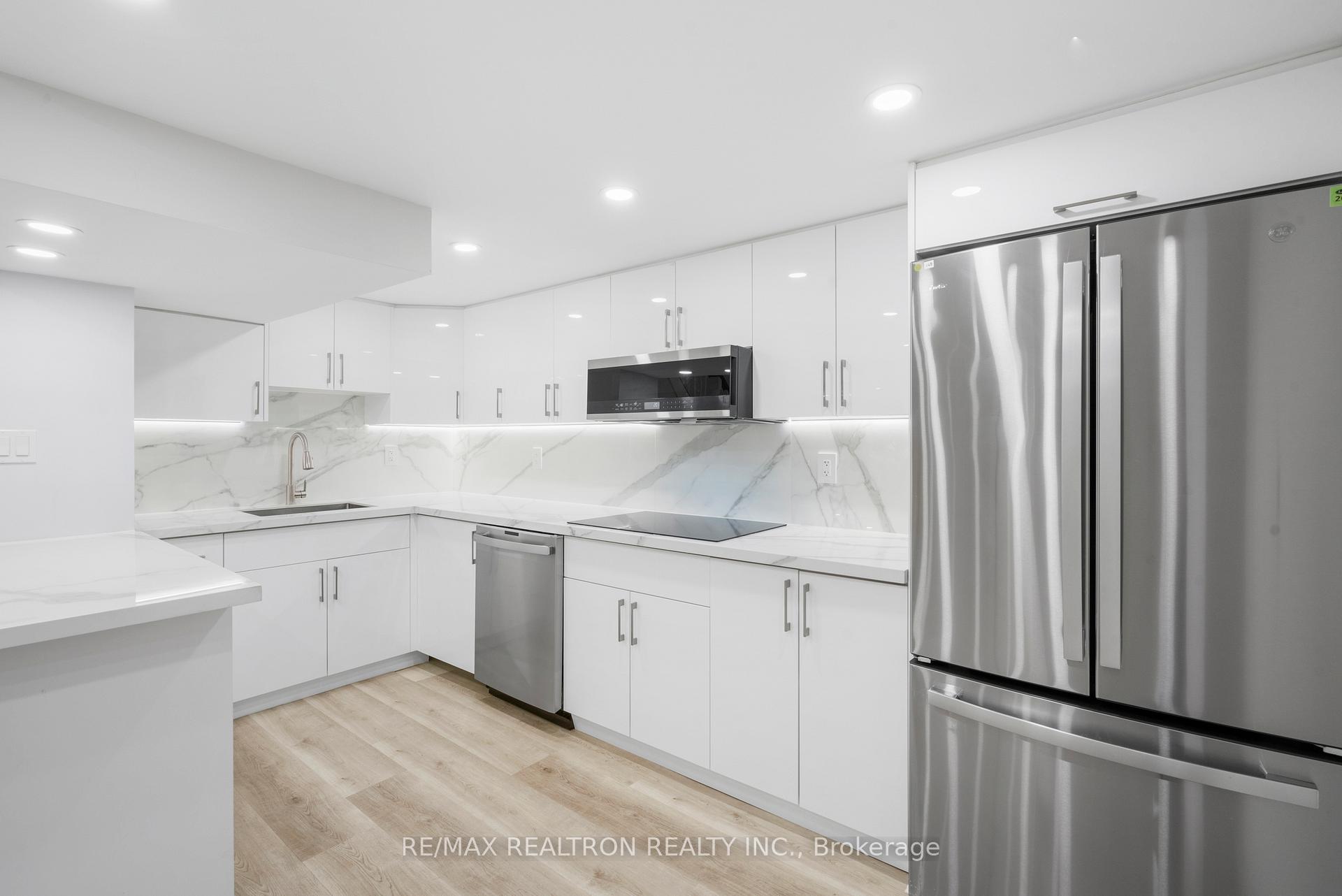 Photo 6 of Unit BSMT, 91 Gateway Drive, Aurora, Bayview Wellington — HOMEH