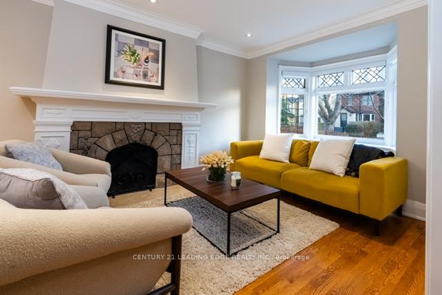 Photo 3 of 342 Woburn Avenue, Toronto, Lawrence Park North — HOMEH