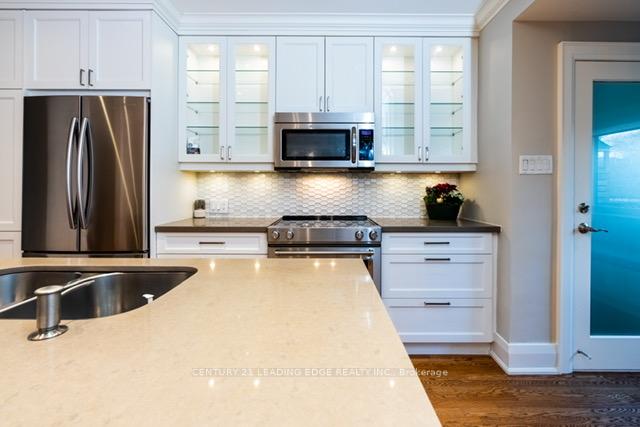 Photo 2 of 342 Woburn Avenue, Toronto, Lawrence Park North — HOMEH
