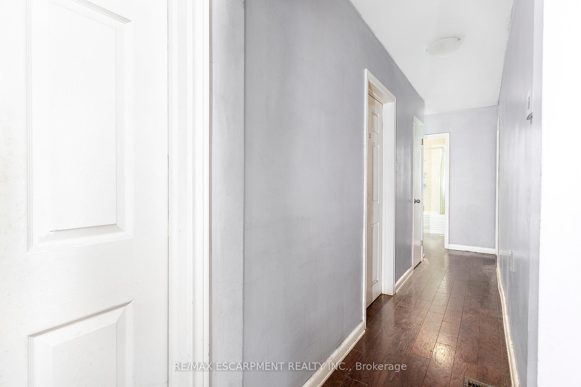 Photo 8 of 50 Toby Crescent, Hamilton, Huntington — HOMEH