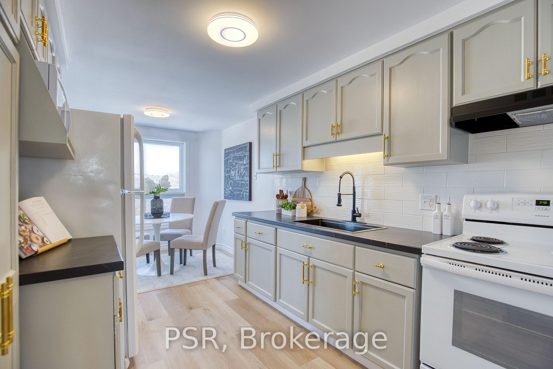Photo 4 of 148 Auburn Drive, Waterloo — HOMEH