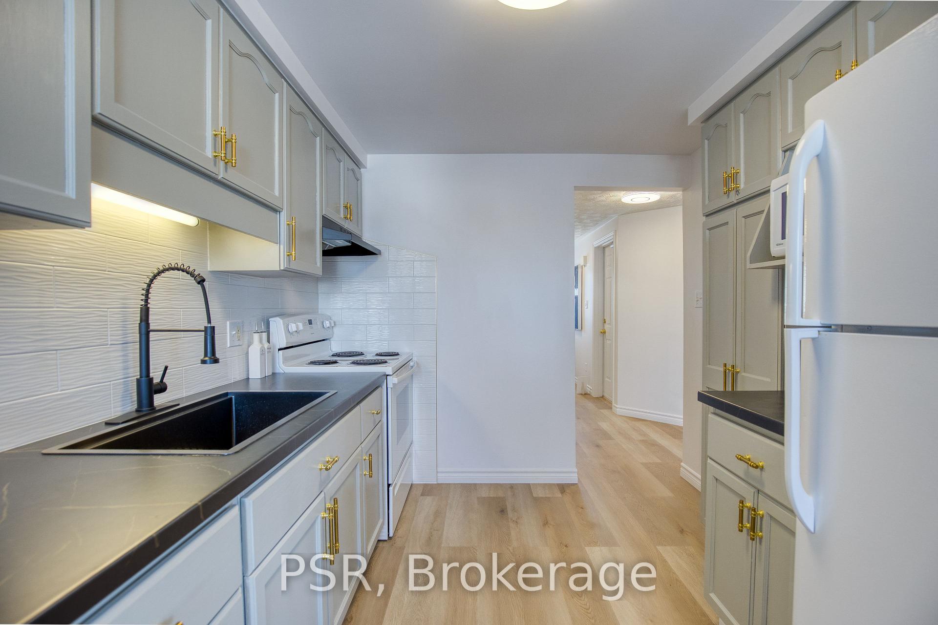 Photo 10 of 148 Auburn Drive, Waterloo — HOMEH