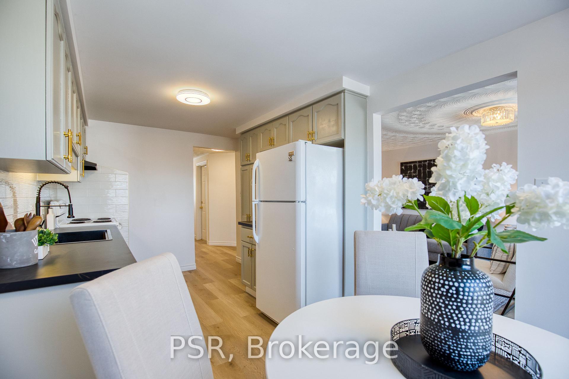 Photo 26 of 148 Auburn Drive, Waterloo — HOMEH