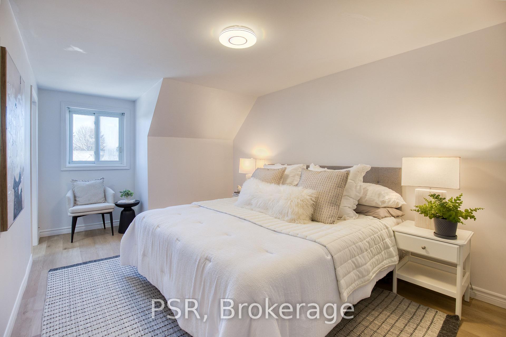 Photo 17 of 148 Auburn Drive, Waterloo — HOMEH