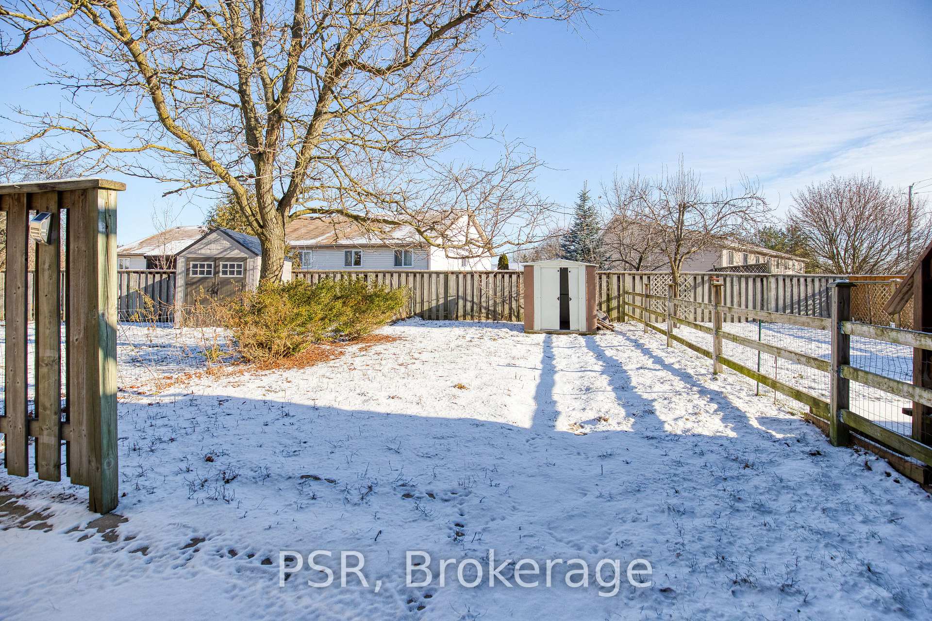 Photo 31 of 148 Auburn Drive, Waterloo — HOMEH