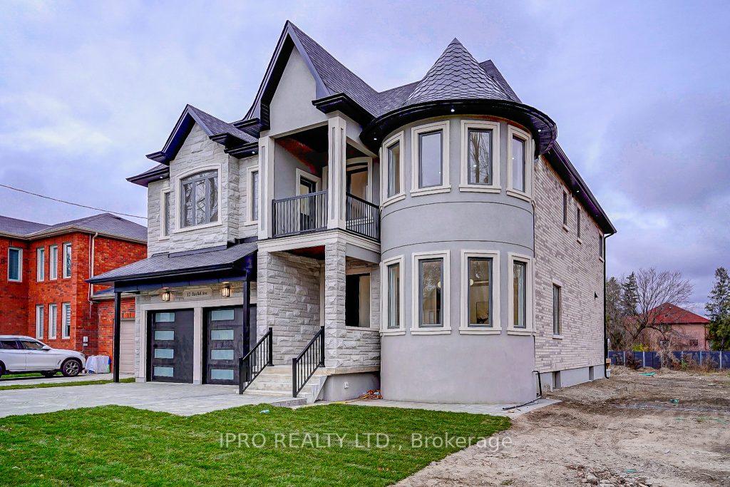Front of 12 Euclid Avenue
