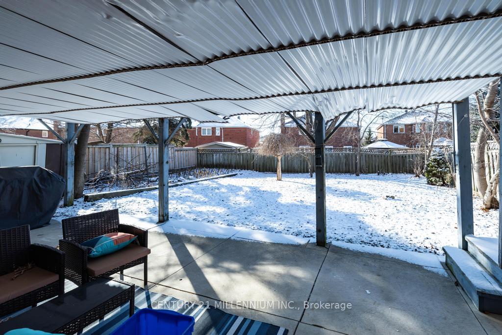 Photo 6 of Unit Lower, 268 Greenock Drive, Vaughan, Maple — HOMEH