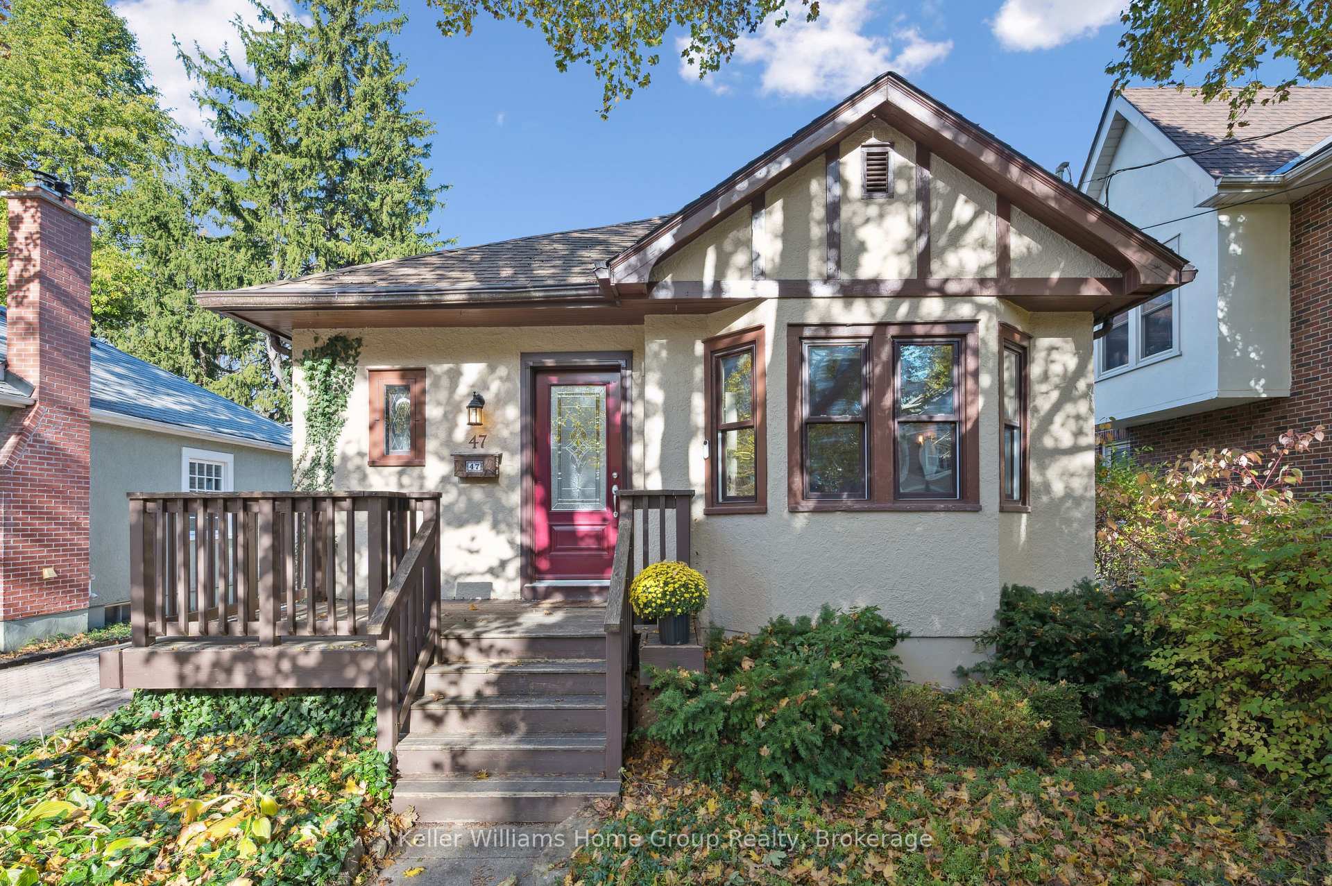 Photo 1 of 47 Hillcrest Drive, Guelph, St. George's — HOMEH
