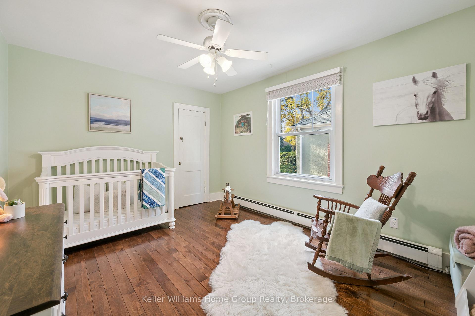 Photo 16 of 47 Hillcrest Drive, Guelph, St. George's — HOMEH