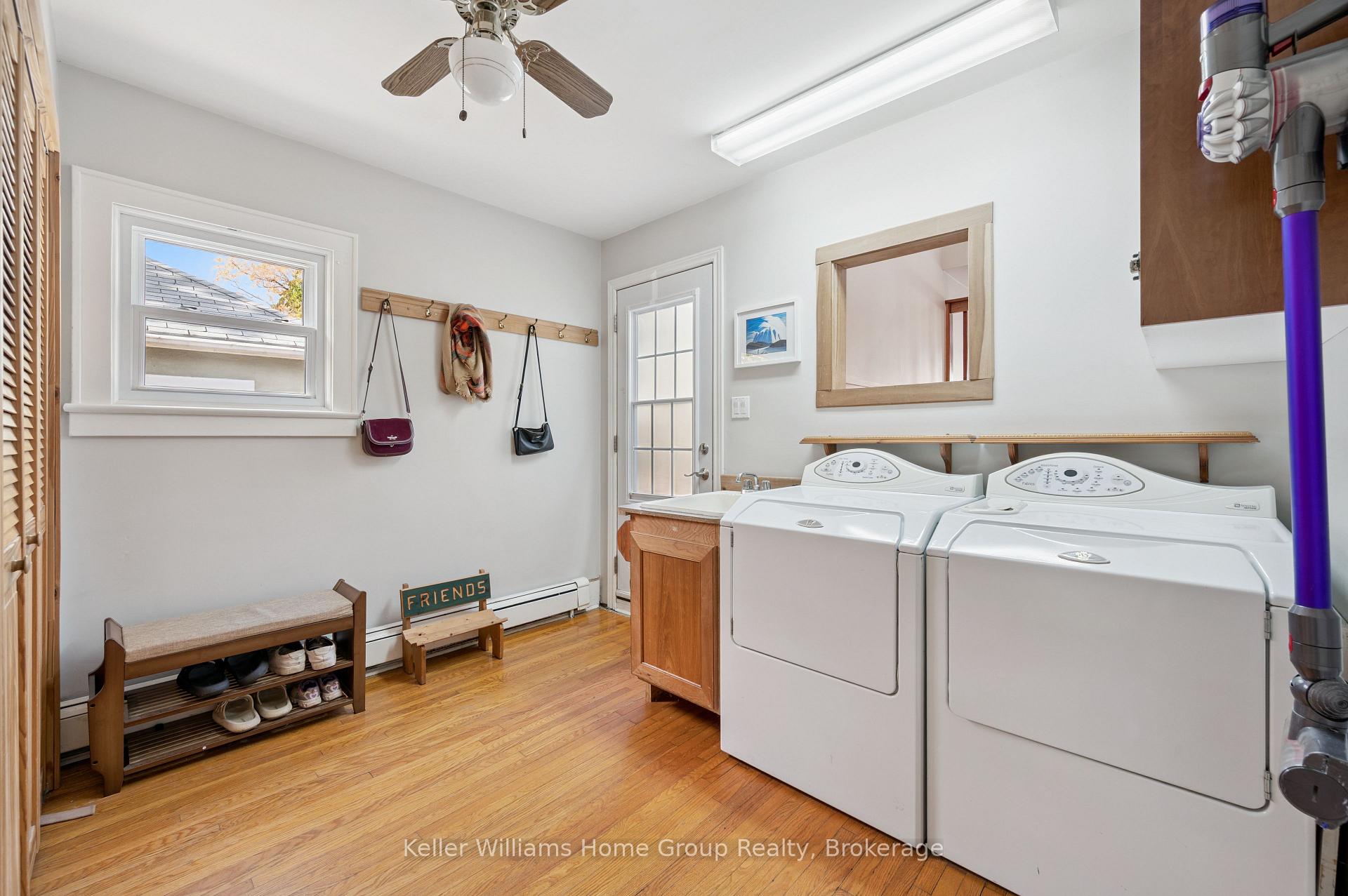 Photo 19 of 47 Hillcrest Drive, Guelph, St. George's — HOMEH