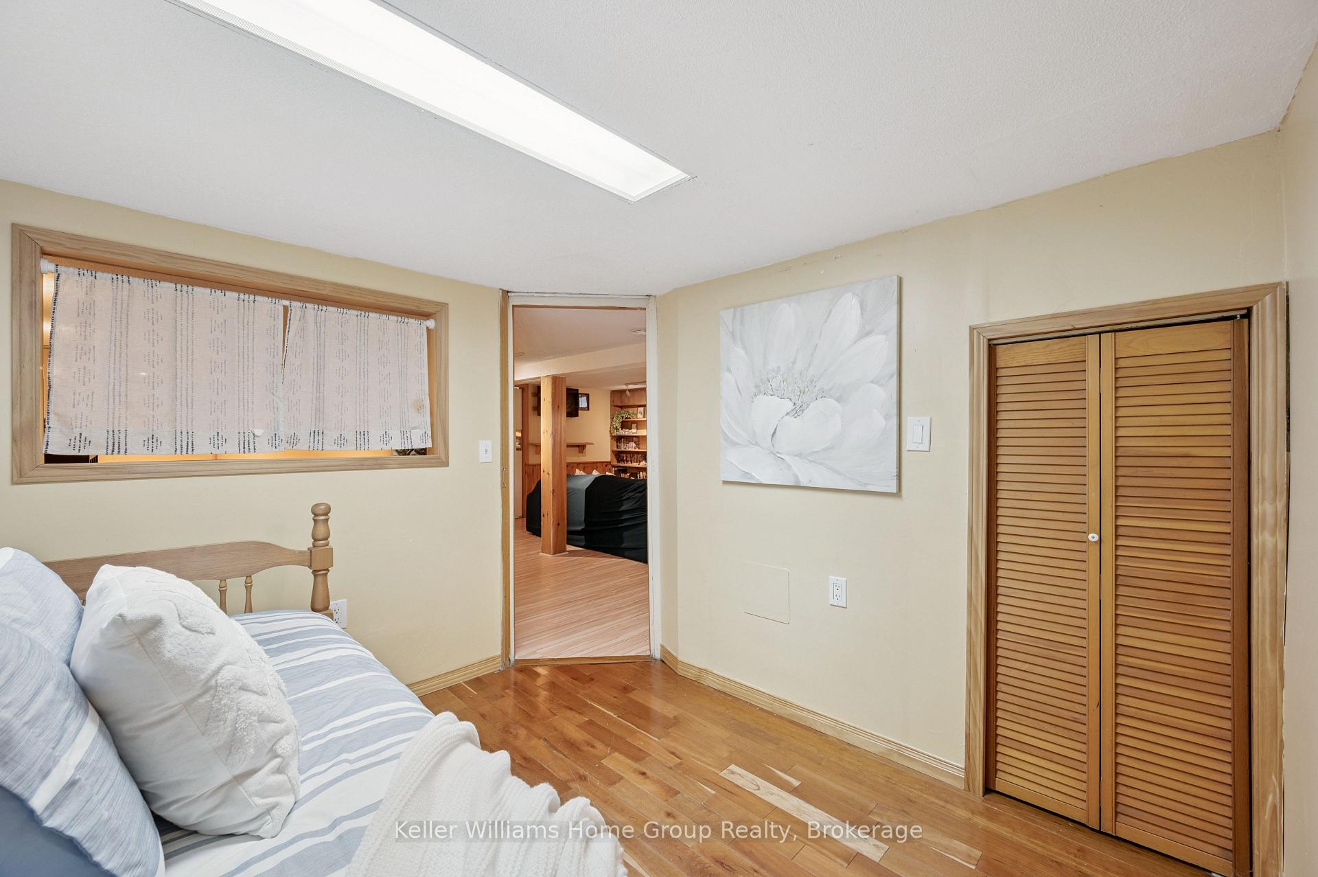 Photo 27 of 47 Hillcrest Drive, Guelph, St. George's — HOMEH