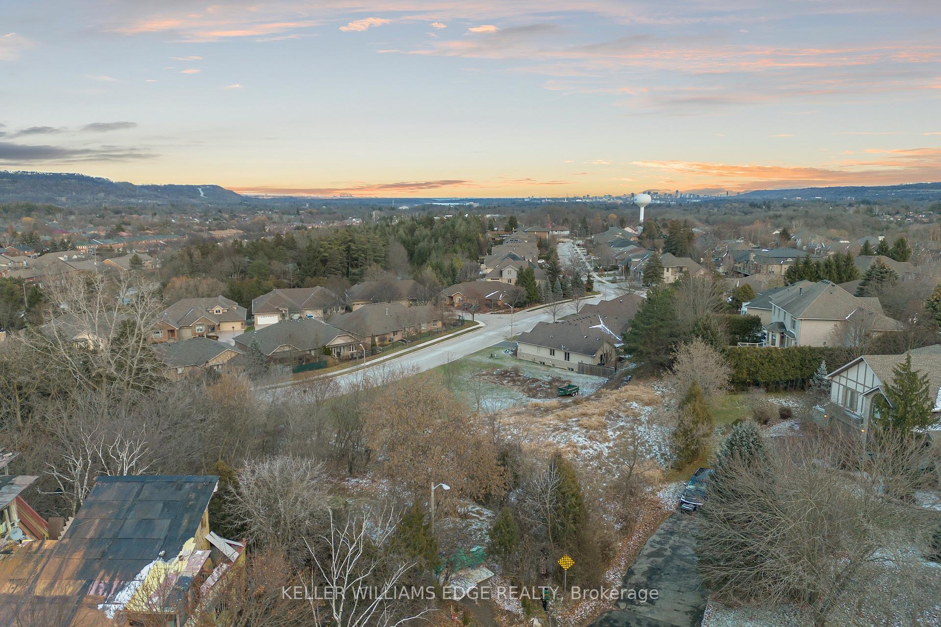 Photo 1 of Ridgewood Boulevard, Hamilton, Dundas — HOMEH