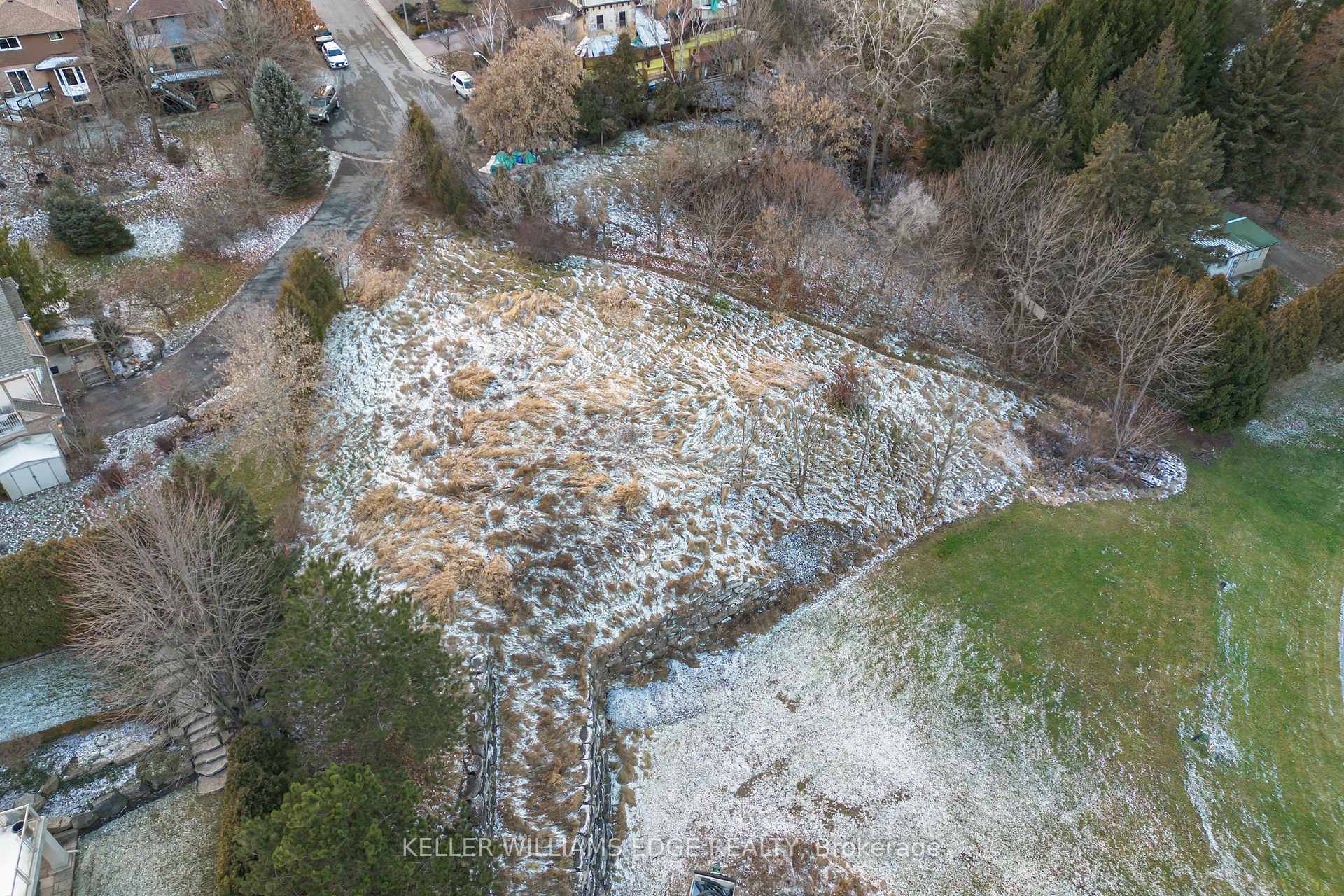 Photo 12 of Ridgewood Boulevard, Hamilton, Dundas — HOMEH