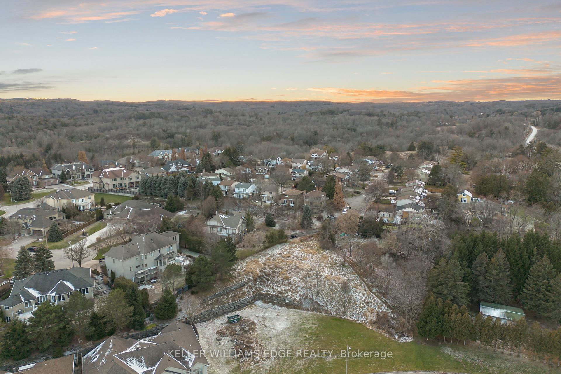 Photo 8 of Ridgewood Boulevard, Hamilton, Dundas — HOMEH