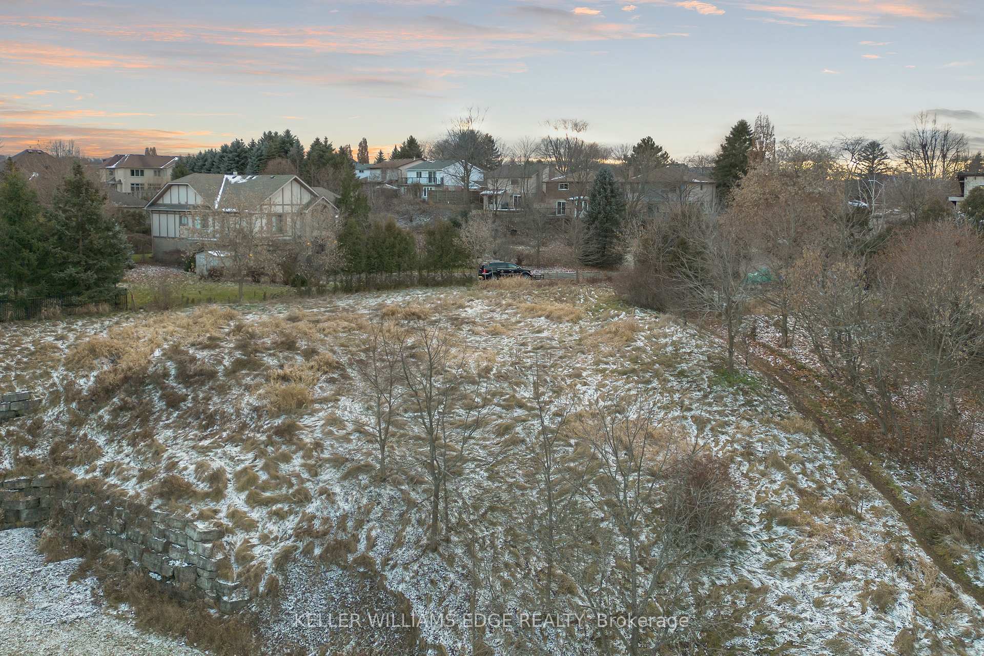 Photo 10 of Ridgewood Boulevard, Hamilton, Dundas — HOMEH