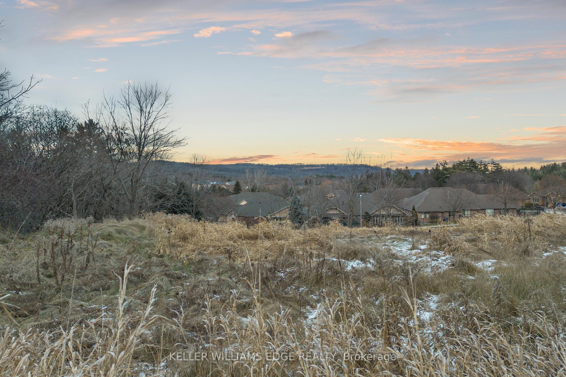 Photo 5 of Ridgewood Boulevard, Hamilton, Dundas — HOMEH