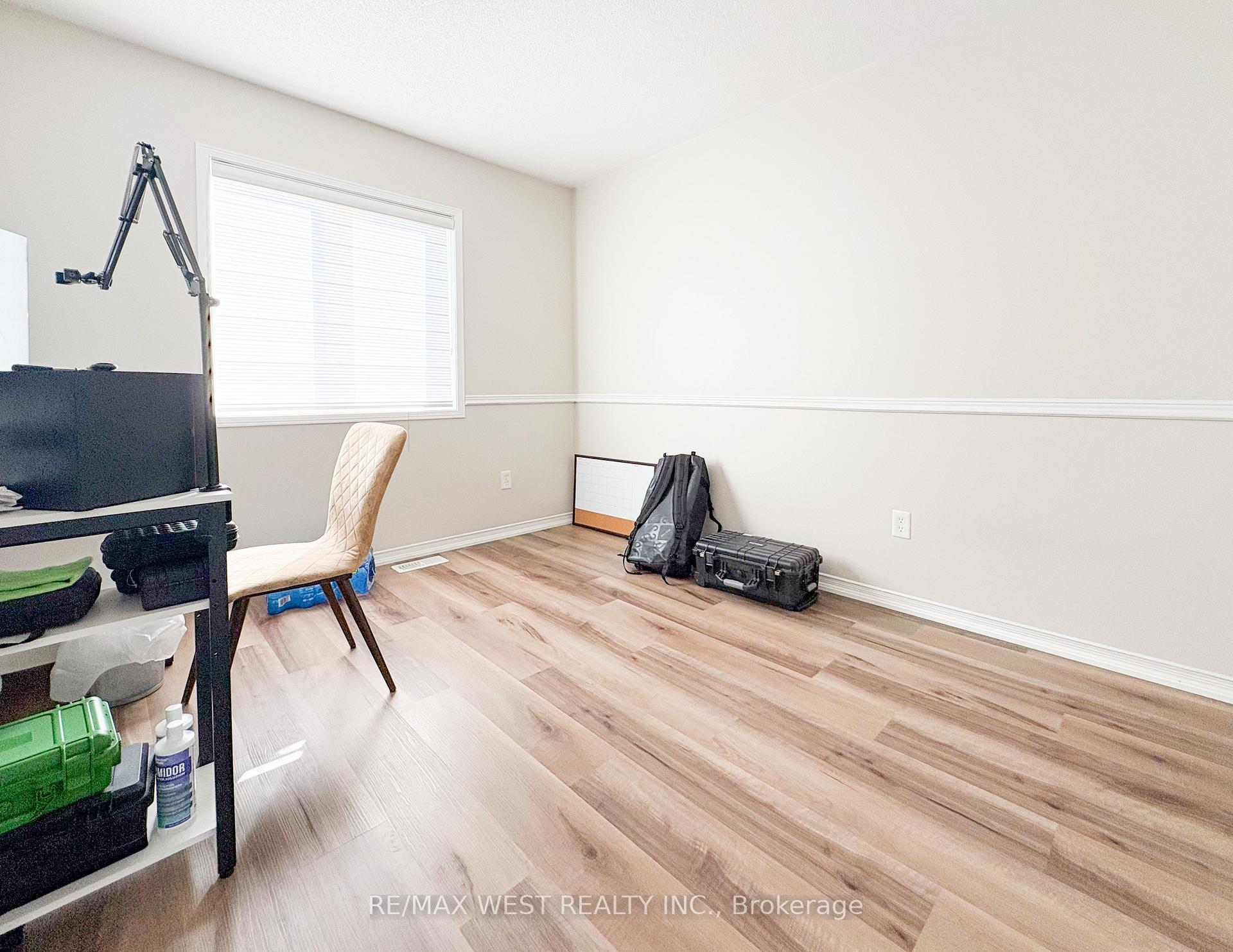 Photo 8 of 5 Westray Crescent, Ajax, Northeast Ajax — HOMEH