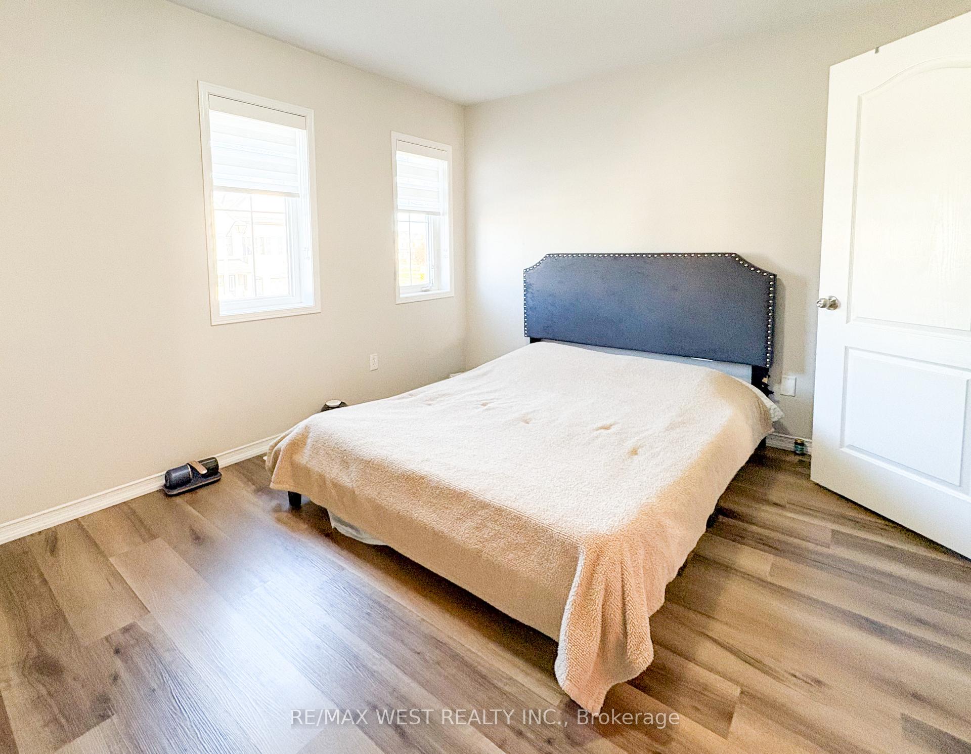 Photo 12 of 5 Westray Crescent, Ajax, Northeast Ajax — HOMEH