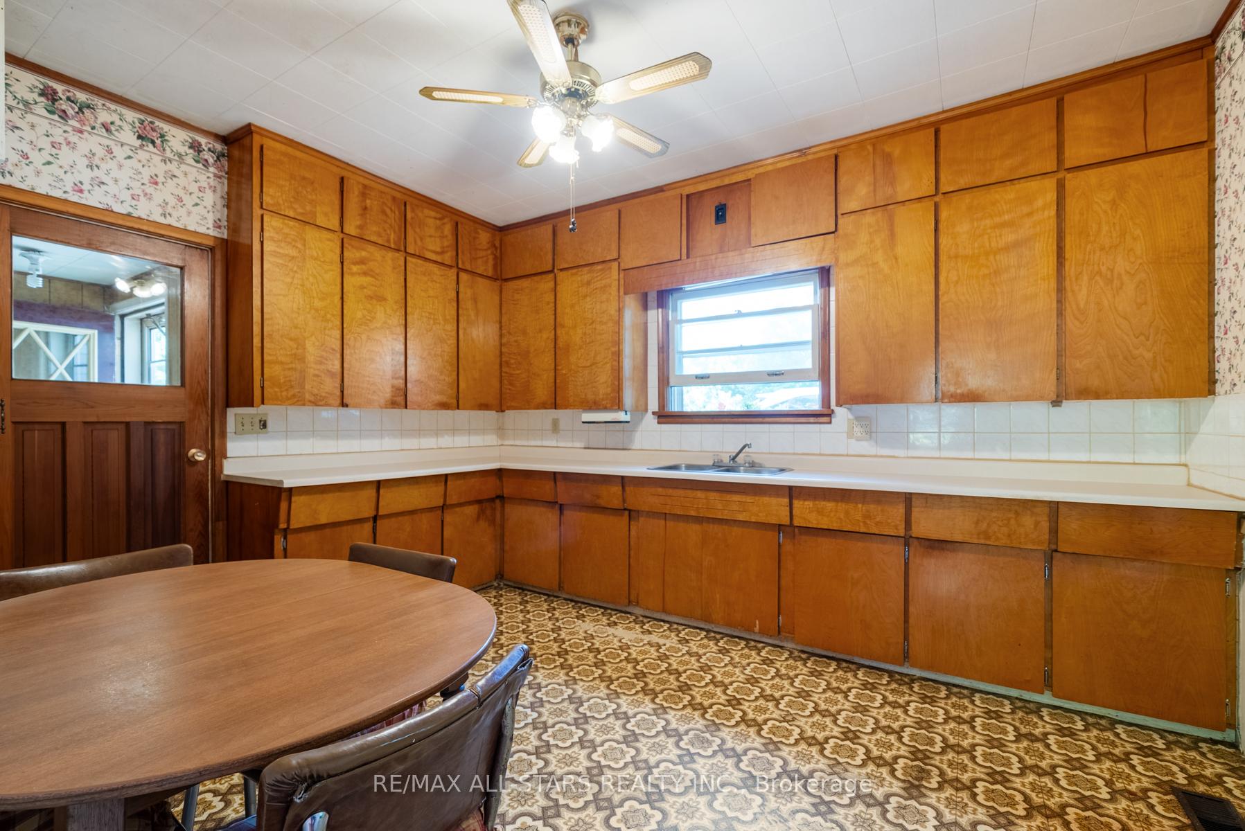 Photo 14 of 8940 Ashburn Road, Whitby, Rural Whitby — HOMEH