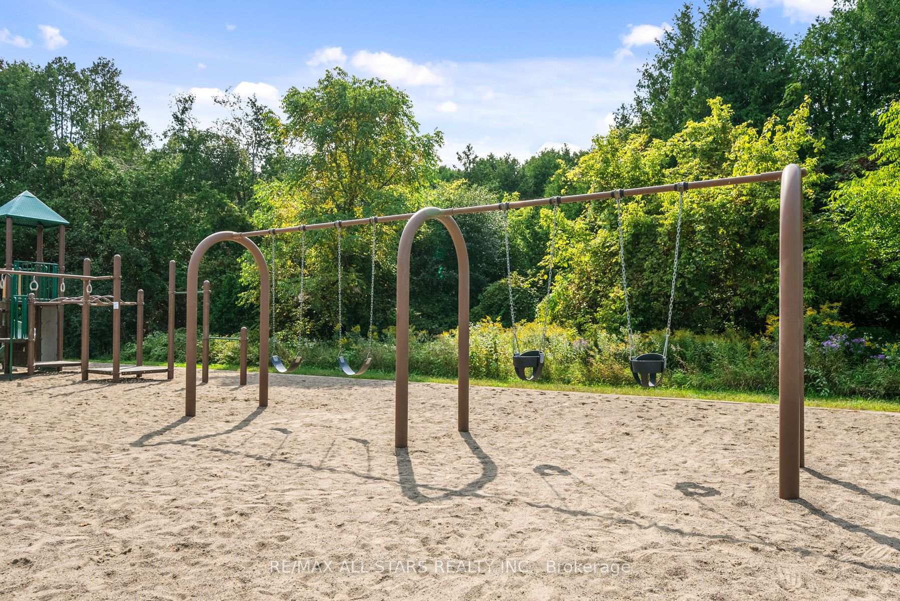 Photo 30 of 8940 Ashburn Road, Whitby, Rural Whitby — HOMEH