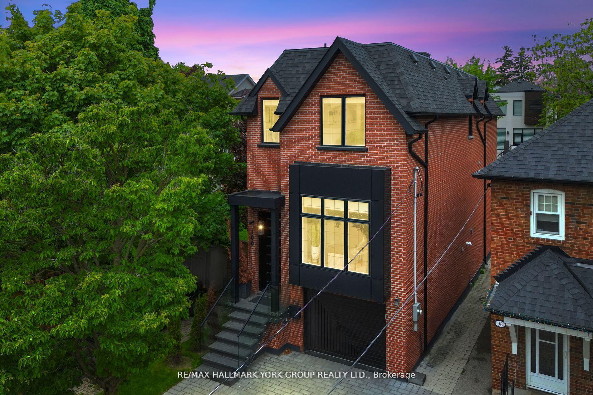 Front of 100 Roe Avenue